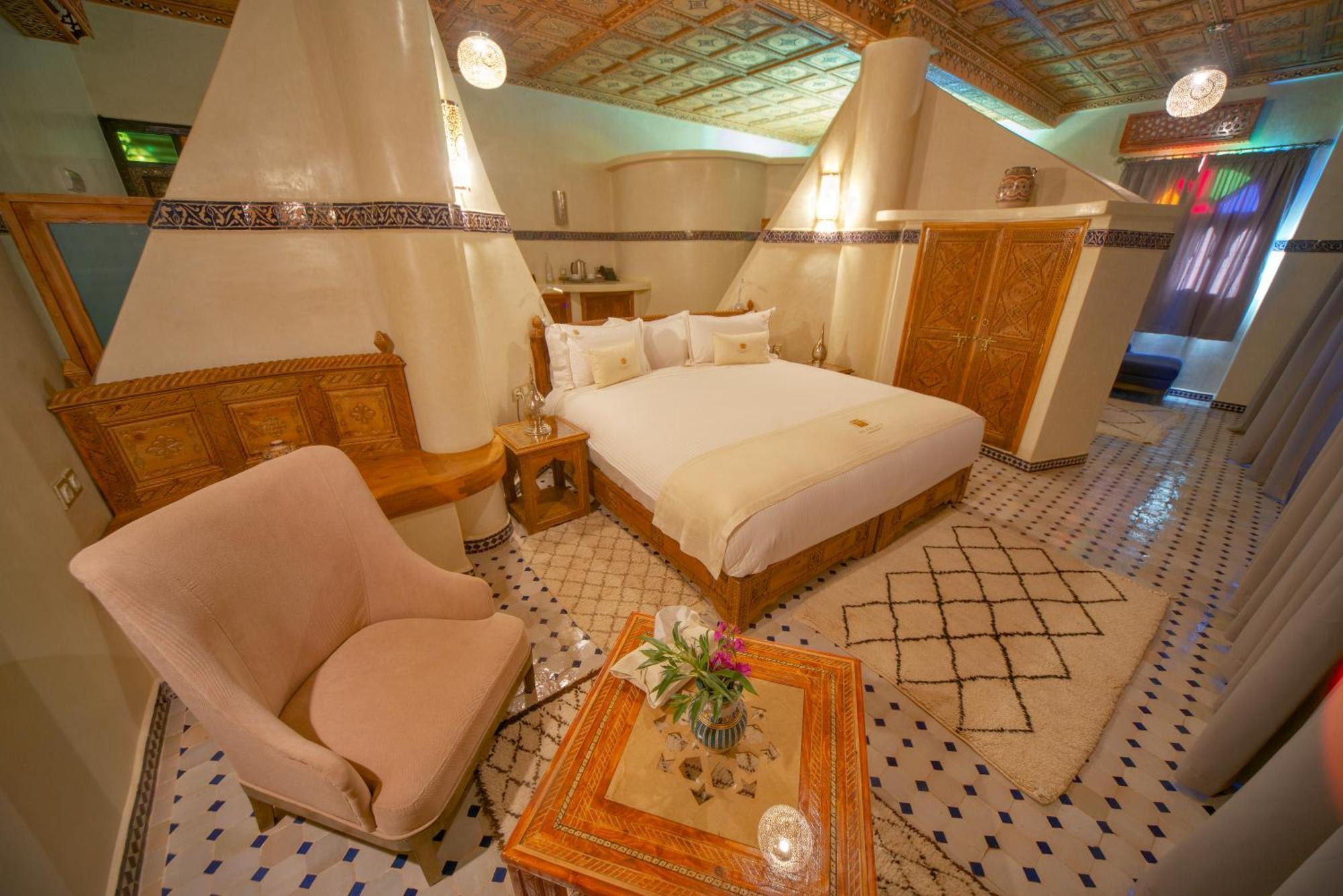 Oz Palace Ouarzazate & Spa Tajda Buitenkant foto