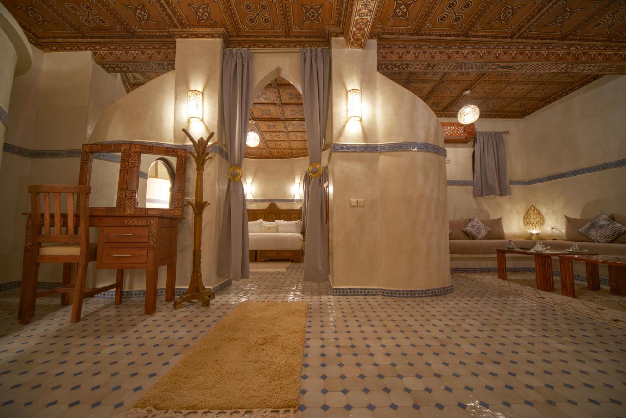 Oz Palace Ouarzazate & Spa Tajda Buitenkant foto