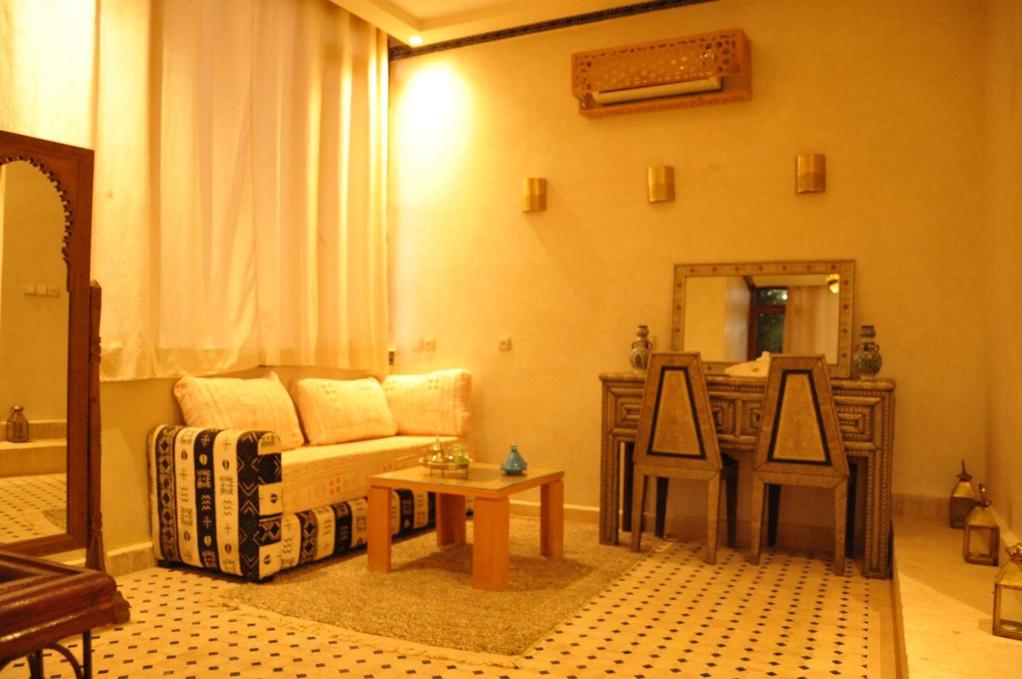 Oz Palace Ouarzazate & Spa Tajda Buitenkant foto